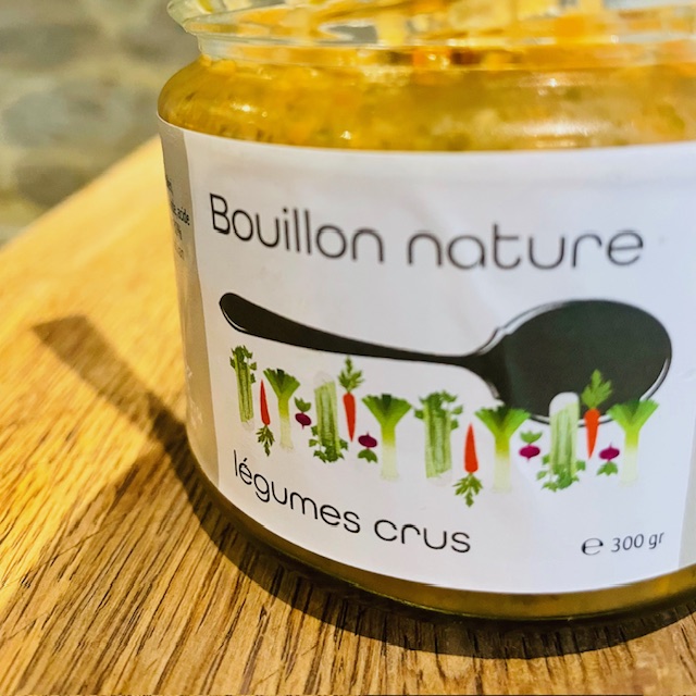 bouillon de légumes crus