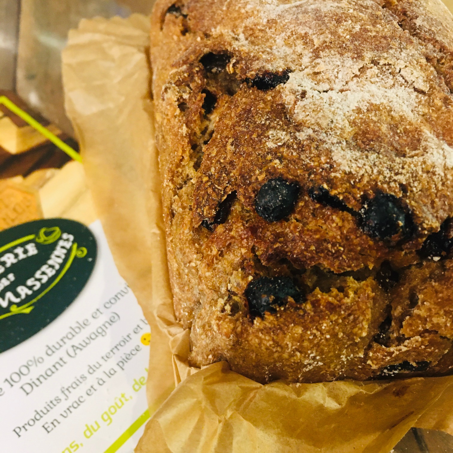 pain 400g (petit) - seigle - noix et raisin - levain