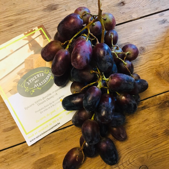 raisins noirs - 500g (6,50 euros du kilo)
